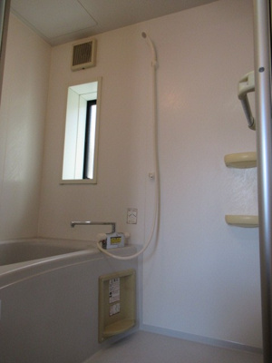 【浴室】 | メゾンラフォーレ