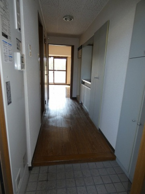 【玄関】 | エスペランサ津島