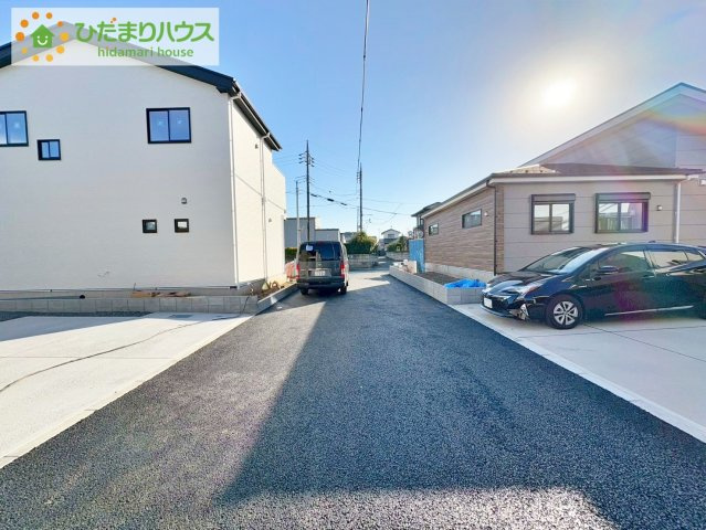 日立市大久保町1期　新築戸建　3号棟の前面道路含む現地写真|広い前面道路☆車の出入りもラクラクできちゃいます(^^♪
