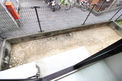 【庭】 | コートウィスタリア