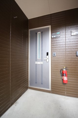 【エントランス】 | コートウィスタリア