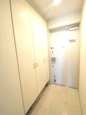 【玄関】 | リビンコートスタイル昭和町