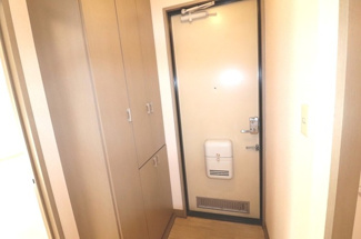 【玄関】 | プリムヴェール　壱番館