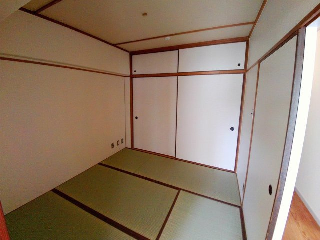 メゾン本山の内装