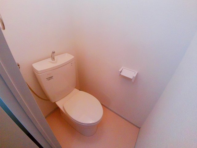 メゾン本山のトイレ