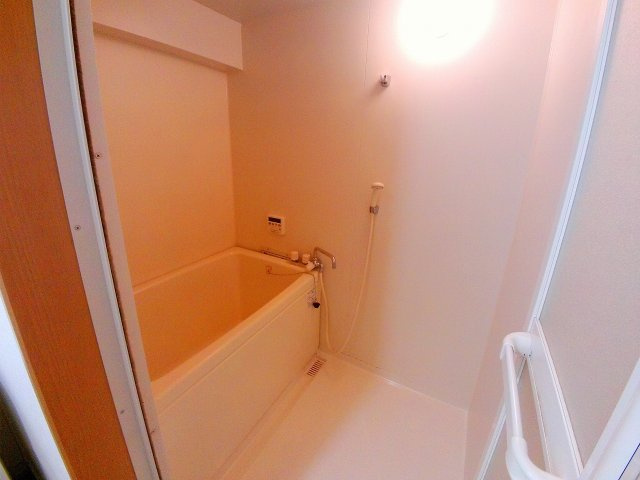 メゾン本山の浴室