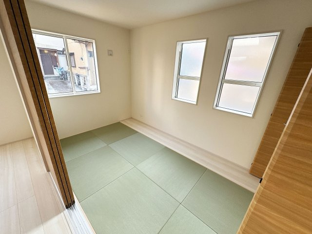 【和室】 | 富士見市渡戸1丁目　新築一戸建住宅　全1棟　(ふじみ野店) | 明るく陽当りの良い、落ち着いた和室です。