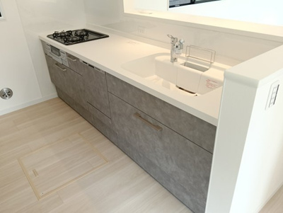 【キッチン】 | 保土ヶ谷区仏向町RIV | コンパクトなキッチンで掃除もラクラク