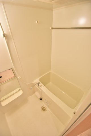 大阪市城東区鴫野西５丁目の賃貸マンションの浴室