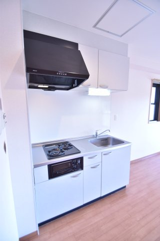 大阪市城東区鴫野西５丁目の賃貸マンションのキッチン