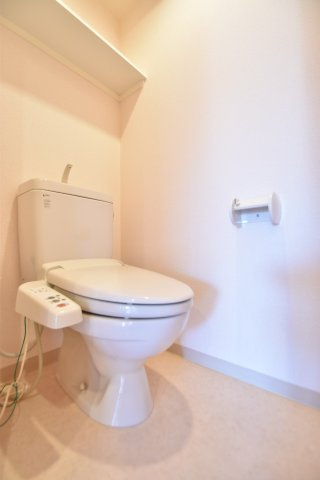 大阪市城東区鴫野西５丁目の賃貸マンションのトイレ