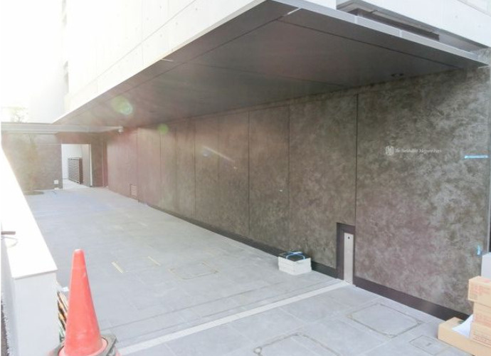 ザ・パークハビオ目黒フォートのエントランス