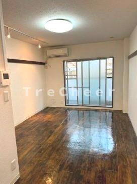 【寝室】 | アカシアの木