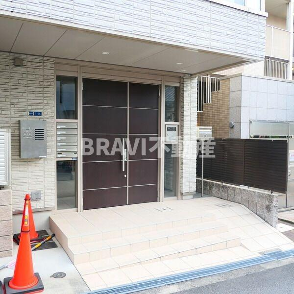 シャーメゾンベルパージュのエントランス