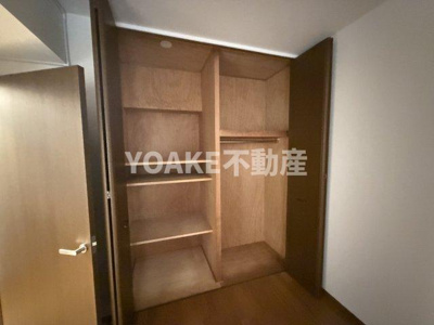 【収納】 | コーポレート中央林間1号棟 | 画像は1号棟703号室のものです。設備・間取りがサイト情報と現況に違いがある場合、現況優先。