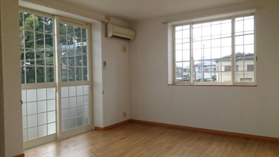 【居間・リビング】 | シャン・ド・フルールⅠ | ゆったり過ごせるリビングです