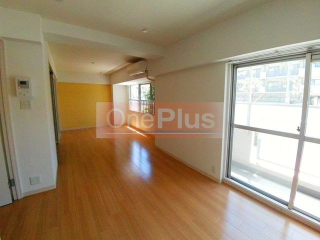 DUKE御影の居間・リビング