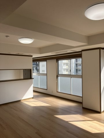 プレイスカサレリアの居間・リビング