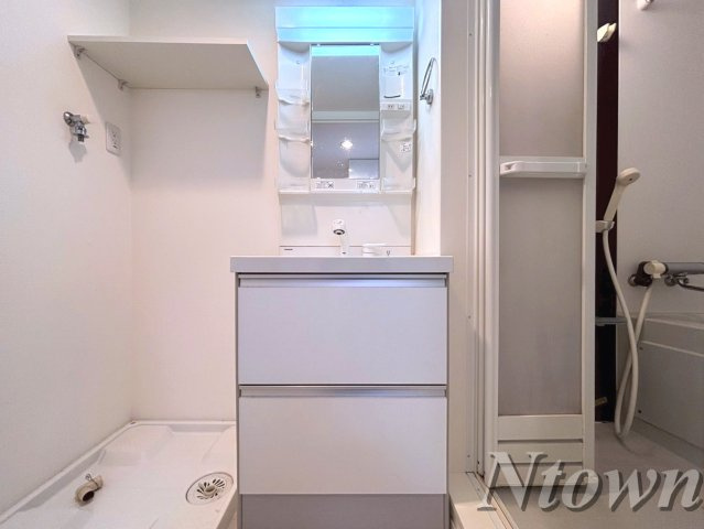 【独立洗面台】 | NAGOMI | 朝の支度にも助かる、独立の洗髪洗面化粧台