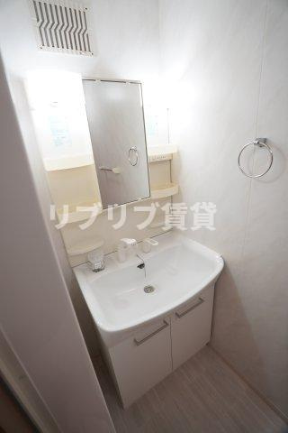 コモドカーサの洗面所