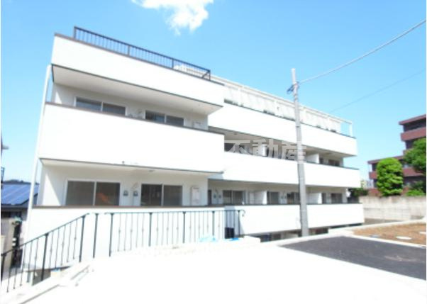 ヴァンテ久が原の外観|1990年11月築　鉄骨造地上4階建ての人気賃貸マンション　2015年4月外観フルリフォーム済！
東急池上線御嶽山駅と久が原駅徒歩圏内の東京都大田区久が原1丁目