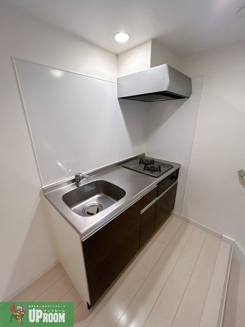 アドラブール新守山のキッチン