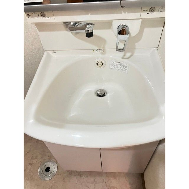 ロイヤルグリーン本郷の洗面所|洗面台※別室参考写真