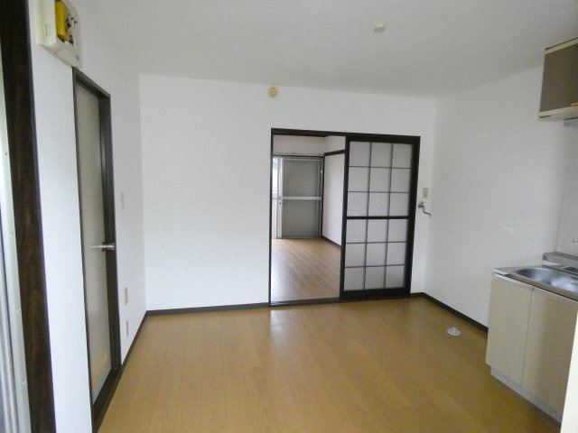 フォーブル中野の居間・リビング