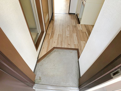 【玄関】 | メゾン呼続【名古屋市賃貸・事務所利用可能】