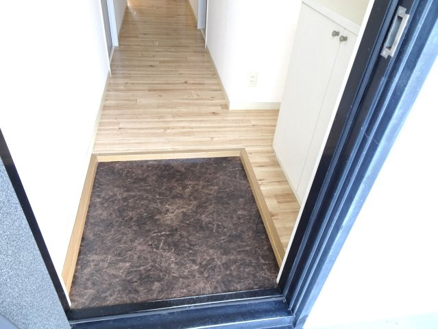 フォーレスIKEDA の玄関|イメージ写真