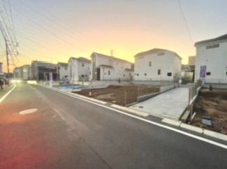 【前面道路含む現地写真】 | 町田市南大谷　全9棟/今回販売6棟（C号棟） | 前面道路