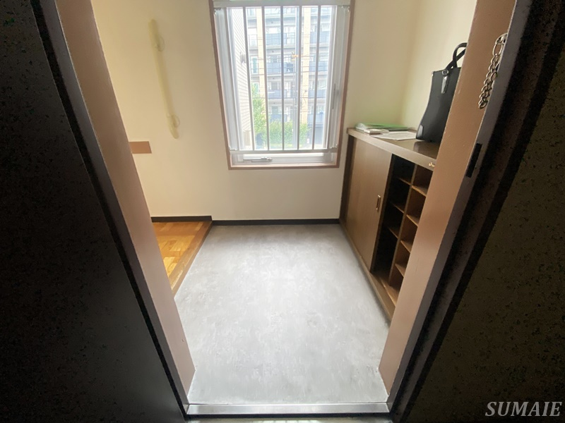 クラウンプラザの玄関|シンプルで使いやすい玄関です