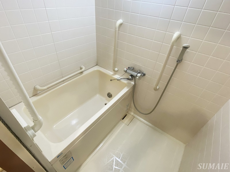 クラウンプラザの浴室|ゆったり過ごせるお風呂です