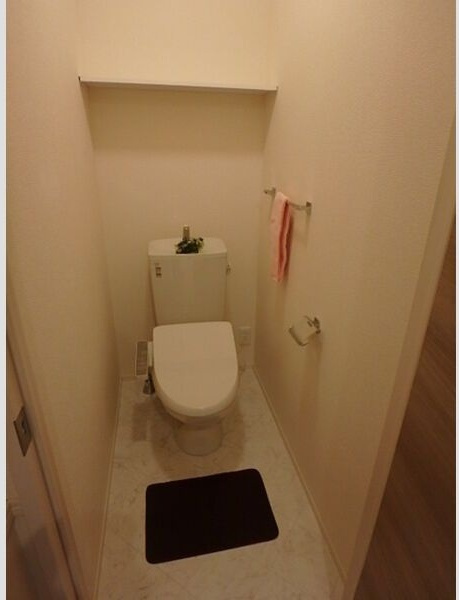 ウエスト サイド レジデンスのトイレ