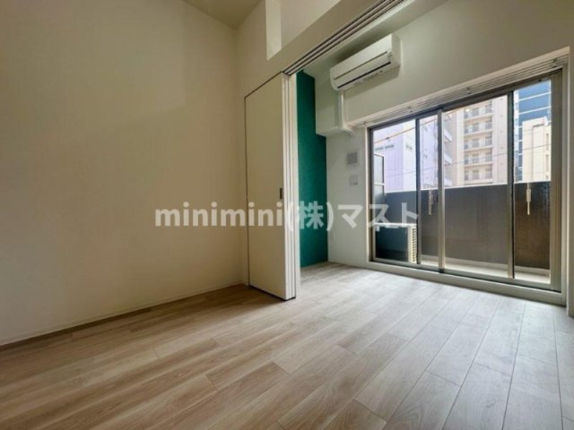 セレニテ夕陽丘エクラの居間・リビング|お部屋によってカラーバリエーションが異なります