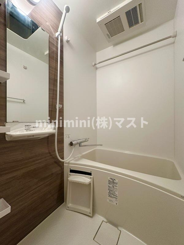 セレニテ夕陽丘エクラの浴室