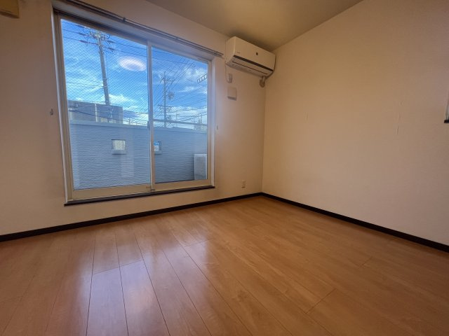 リヴェールチエⅡの洋室