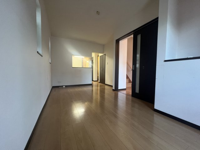 リヴェールチエⅡの居間・リビング