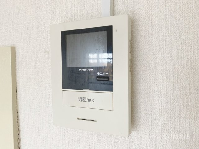 メゾン礒部のセキュリティ|モニター付きインターホン☆