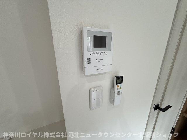 【TVモニター付きインターフォン】