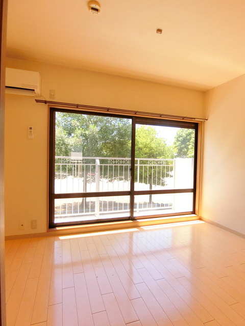 シティハイム　パルメの居間・リビング