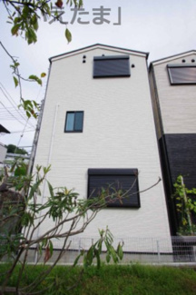 【外観】 | 南側から見た外観。