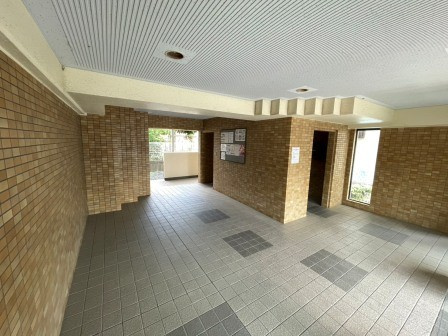 センターヴィレッジコートのエントランス