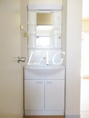 【洗面所】 | クリスタル岩槻 | 洗面台です。