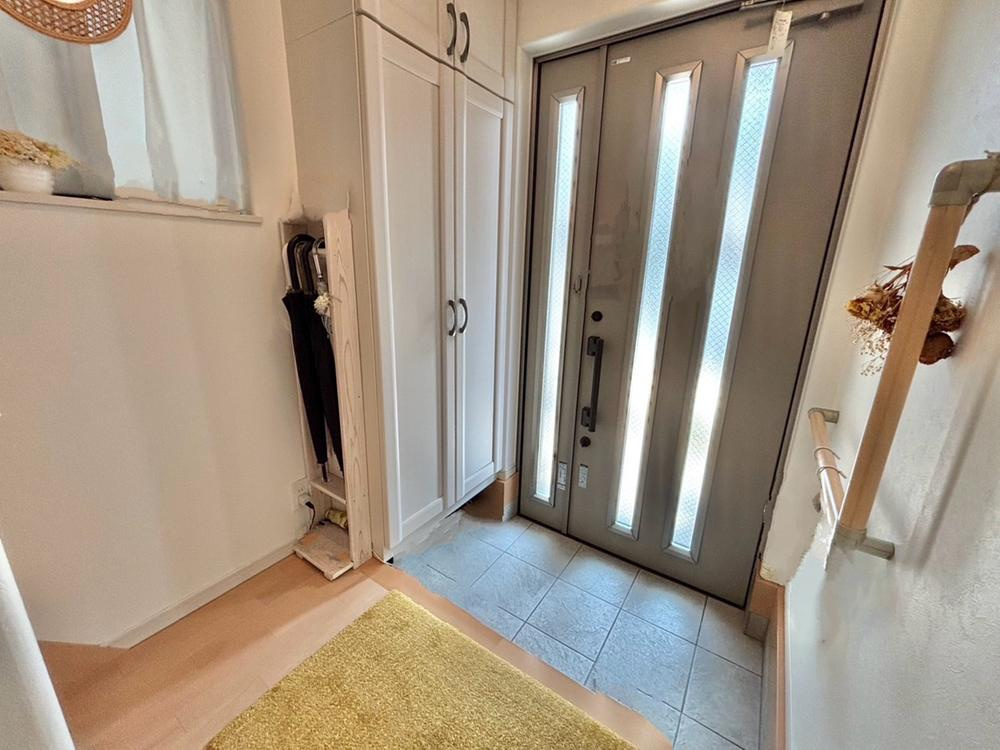 【中古戸建】長岡京市勝竜寺「長岡京駅」3LDKの玄関