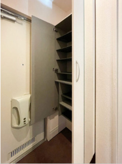 【玄関】 | Erbenheim(エルベンハイム)　Ⅱ | 別棟別部屋写真