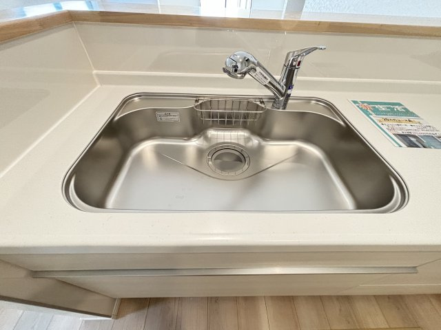 知立市新林町茶野42番15『仲介手数料無料』新築戸建てのキッチン