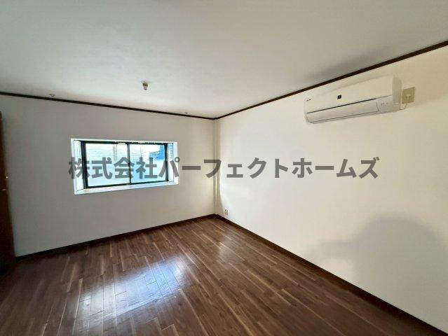 宮之下マンションの洋室|使い勝手のいい洋室です