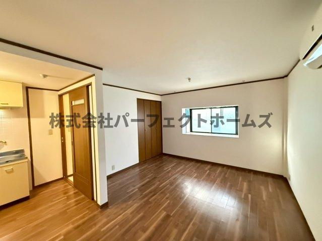 宮之下マンションの洋室|広々とした洋室です