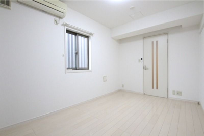 【寝室】 | Bell Wood J